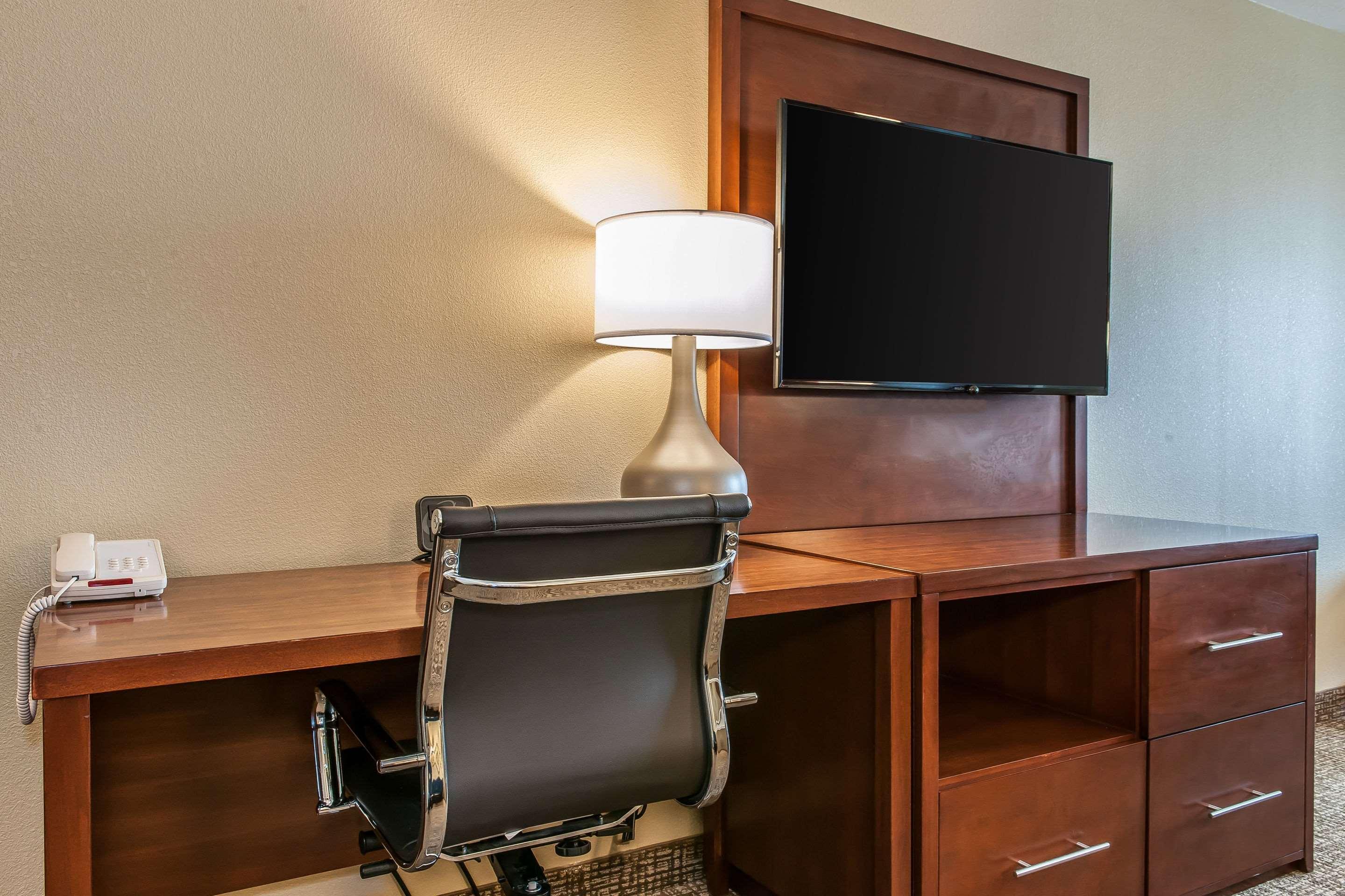 Comfort Suites Rensselaer Near Fair Oaks Luaran gambar