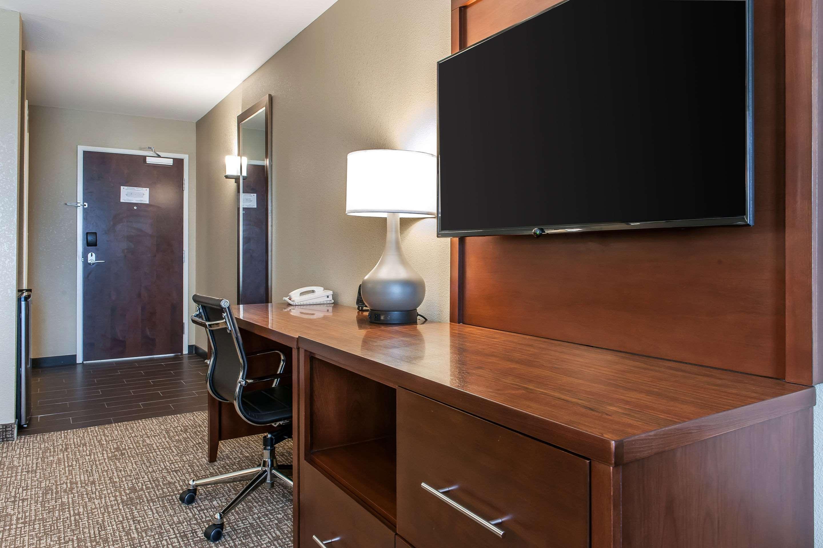 Comfort Suites Rensselaer Near Fair Oaks Luaran gambar