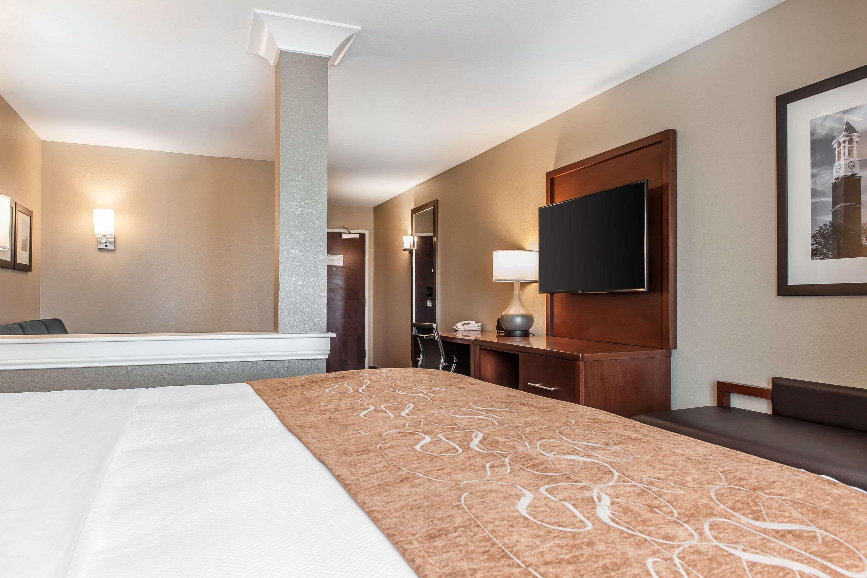 Comfort Suites Rensselaer Near Fair Oaks Luaran gambar