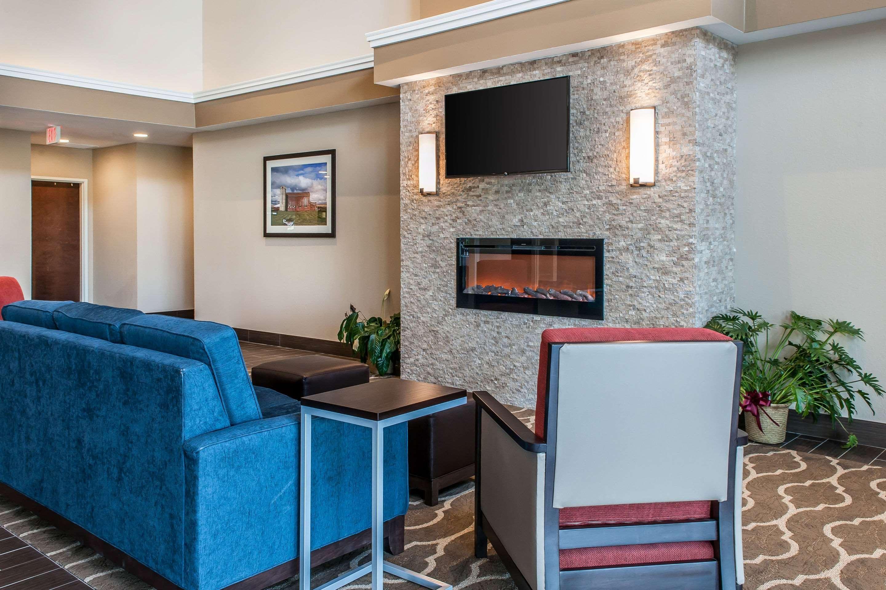 Comfort Suites Rensselaer Near Fair Oaks Luaran gambar
