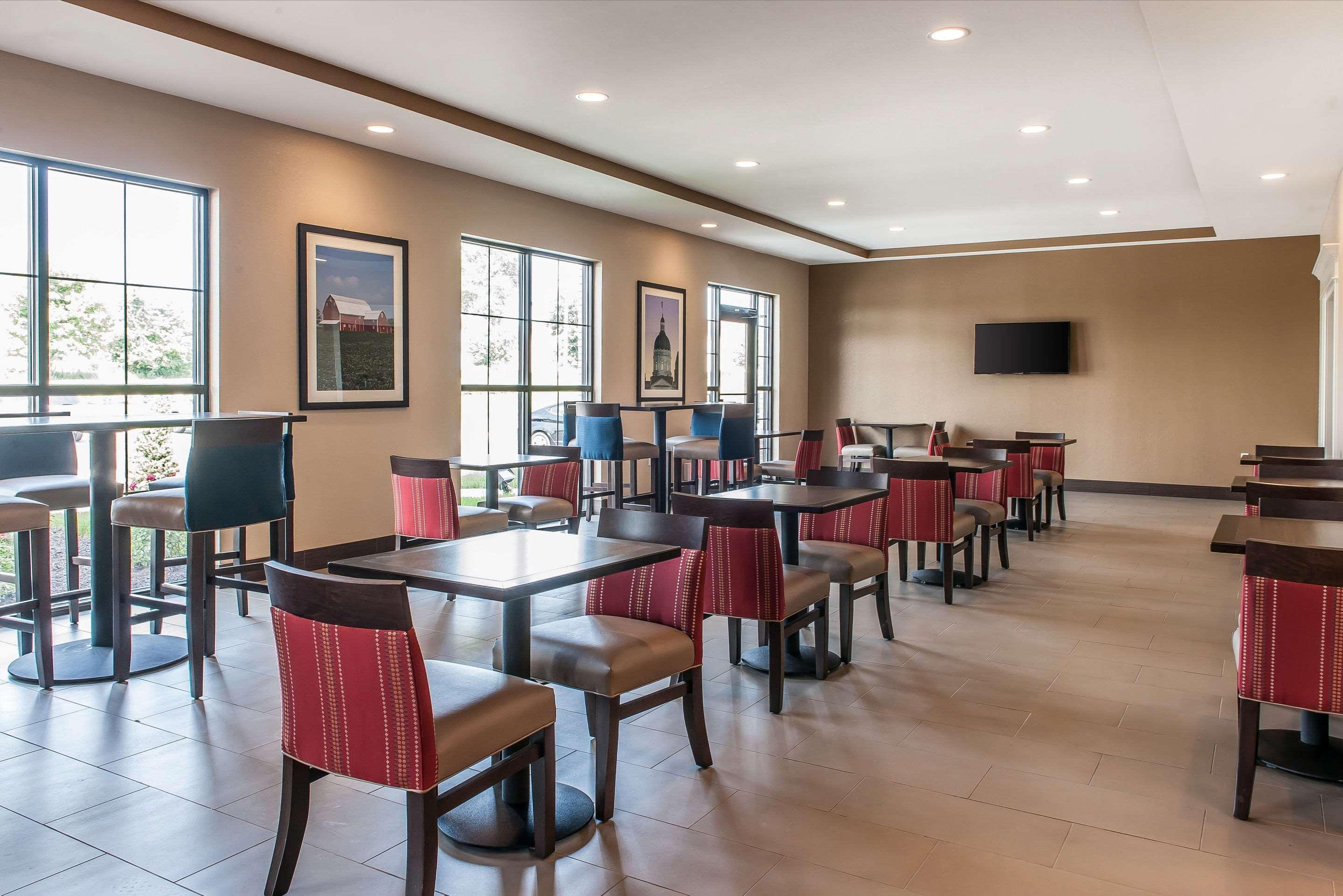 Comfort Suites Rensselaer Near Fair Oaks Luaran gambar