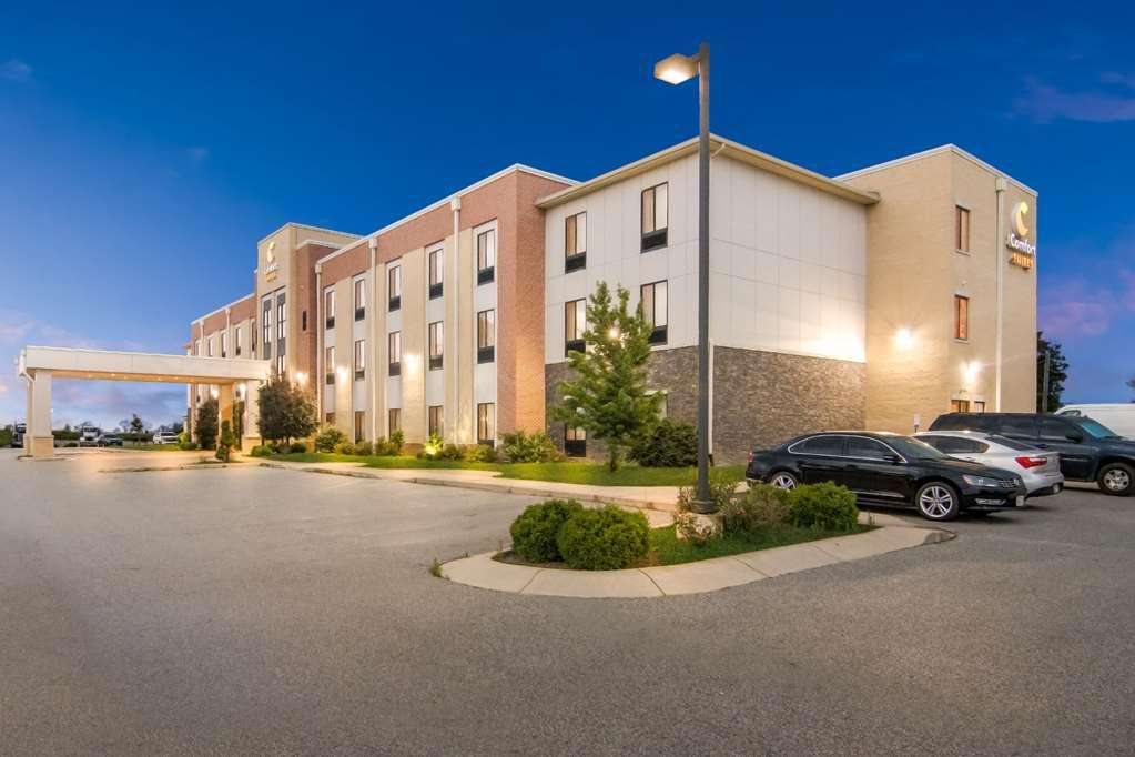 Comfort Suites Rensselaer Near Fair Oaks Luaran gambar
